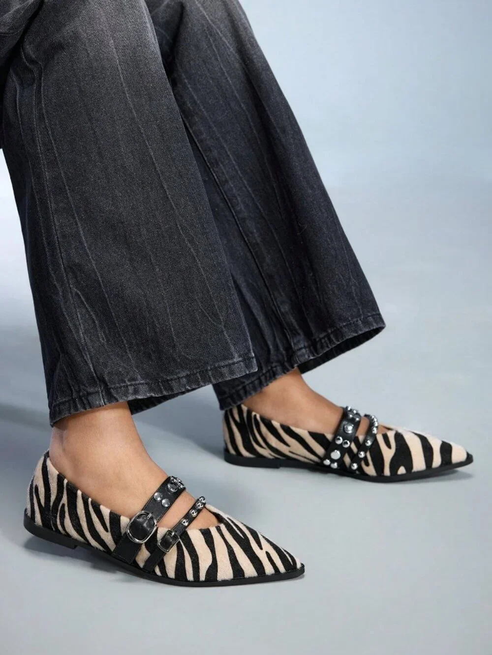 Apricot Y2k Women's Pointed Toe Zebra Print Shoes